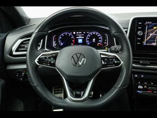 Volkswagen T-Roc R-Line – image 11 of 25
