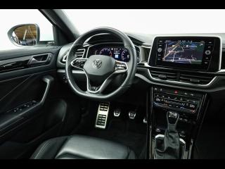 Volkswagen T-Roc R-Line – image 12 of 25