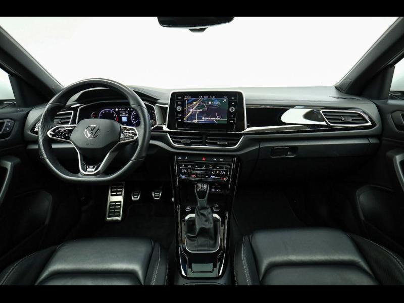 Volkswagen T-Roc R-Line – image 10 of 25