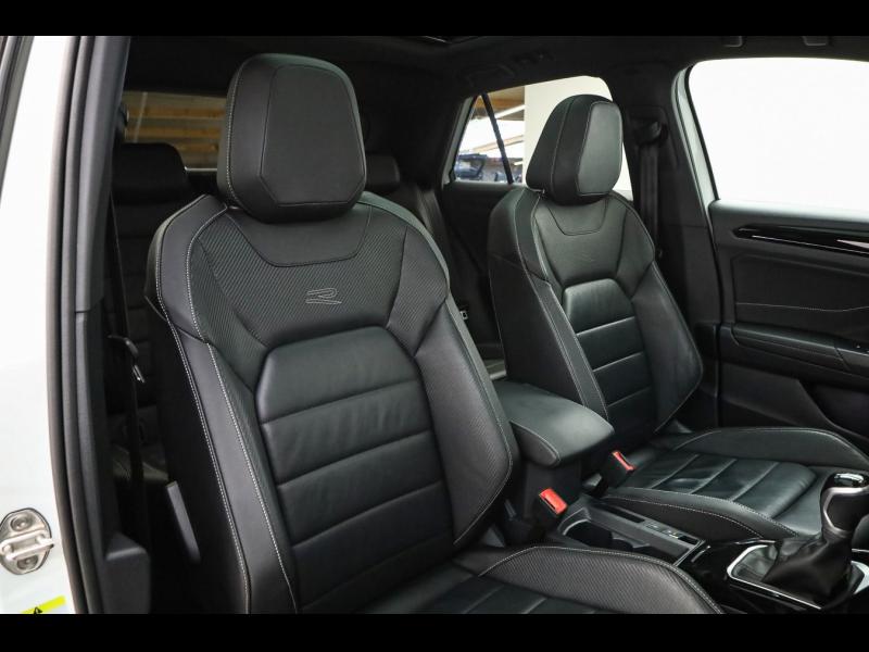 Volkswagen T-Roc R-Line – image 20 of 25