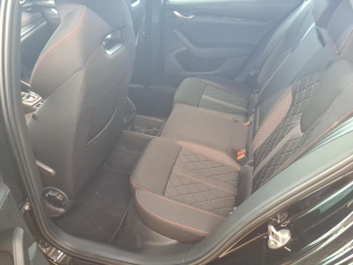 Škoda Octavia RS – image 4 of 6