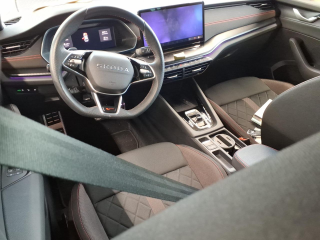 Škoda Octavia RS – image 5 of 6