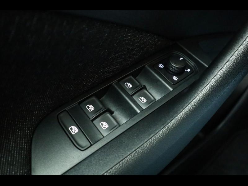 Škoda Kamiq Tour – image 18 of 25