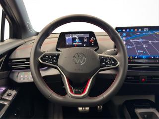 Volkswagen ID.4 GTX – image 8 of 17