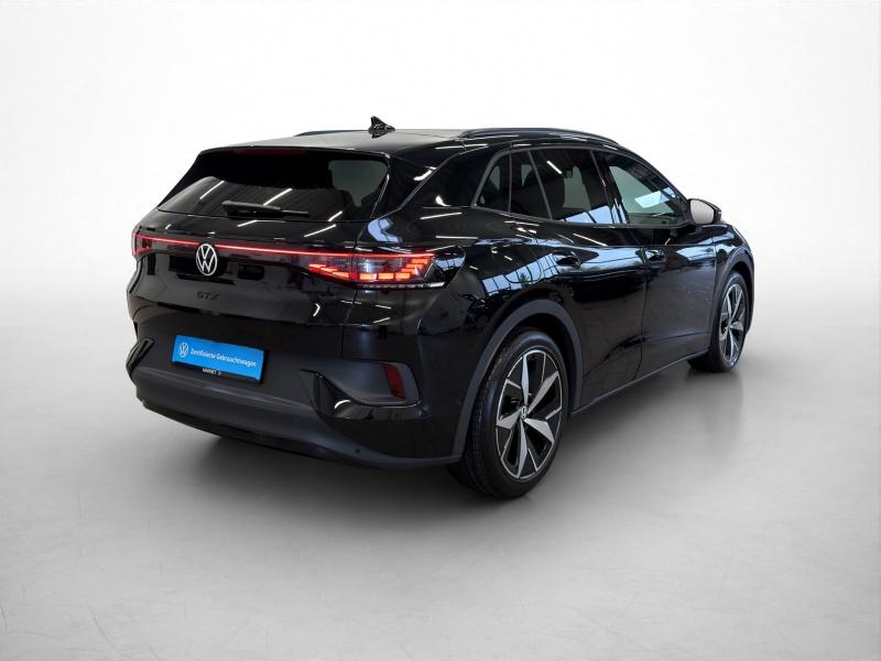 Volkswagen ID.4 GTX – image 2 of 17