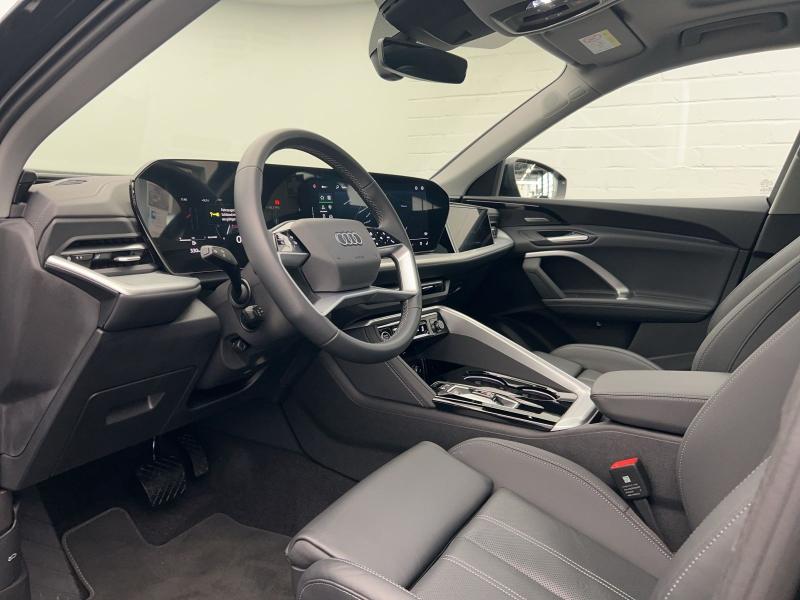 Audi Q5 Sportback Edition – image 15 of 17