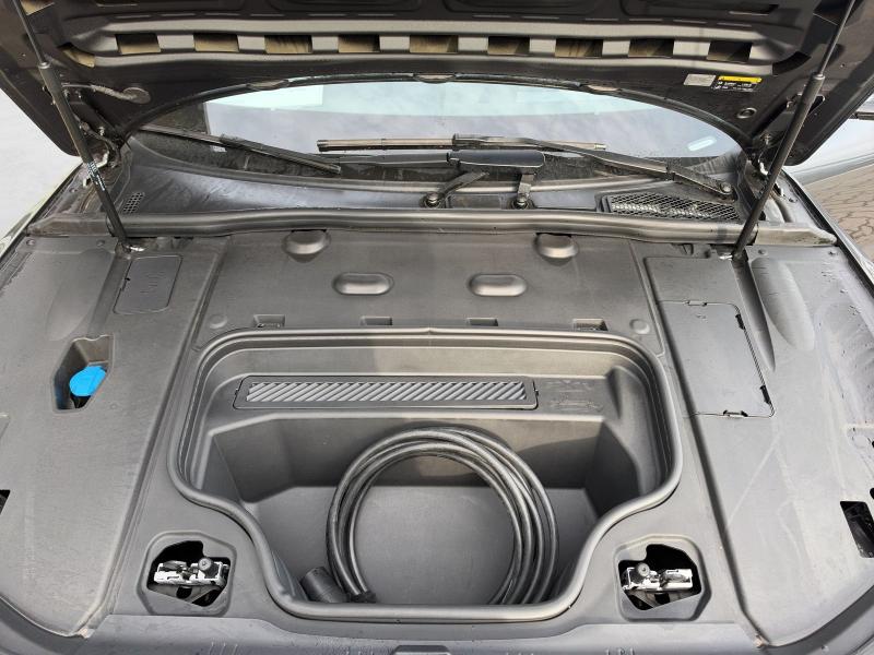 Audi S6 Avant e-tron – image 18 of 25