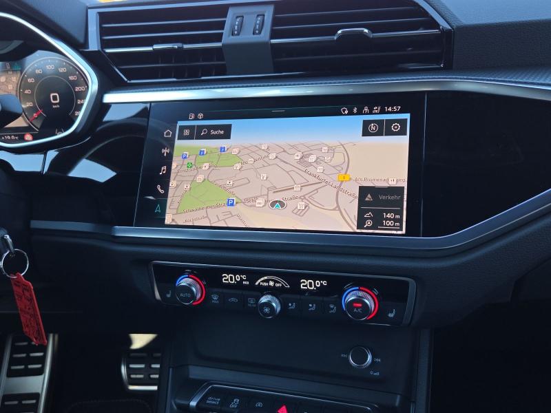 Audi Q3 Sportback S line – image 6 of 18