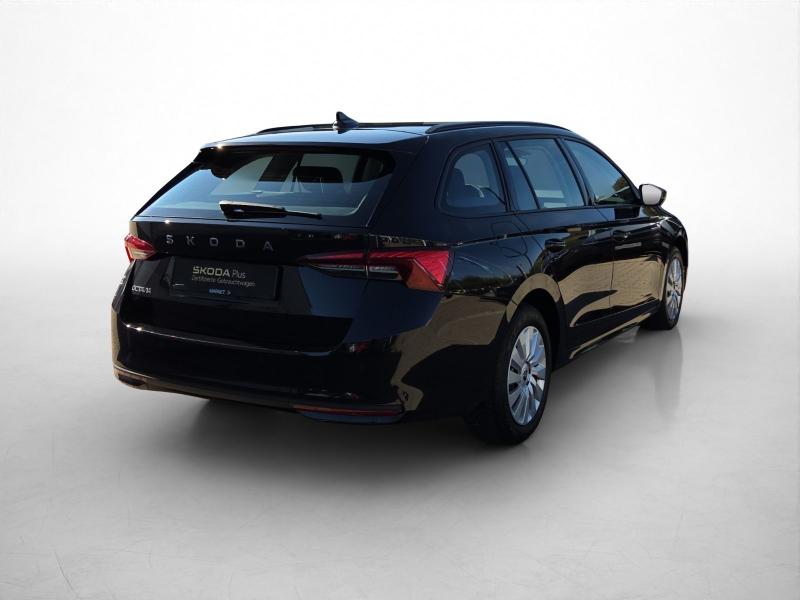 Škoda Octavia Essence – image 2 of 25