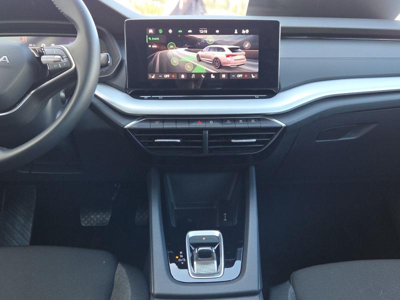 Škoda Octavia Essence – image 7 of 25