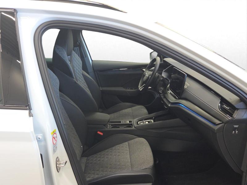Škoda Octavia Sportline – image 4 of 17