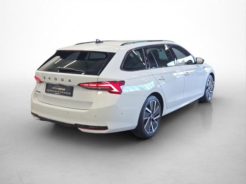 Škoda Octavia Sportline – image 16 of 17