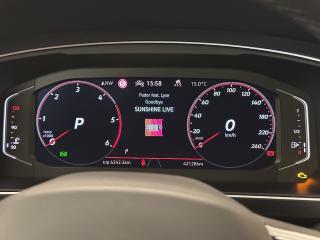 Volkswagen Tiguan R-Line – image 9 of 13