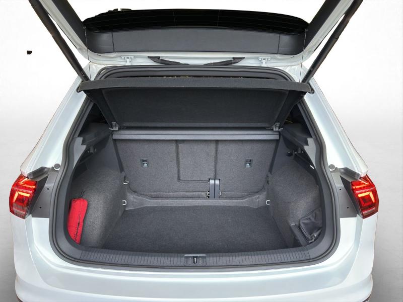 Volkswagen Tiguan R-Line – image 10 of 13