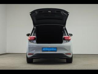 Volkswagen ID.3 Pro Performance – image 6 of 25