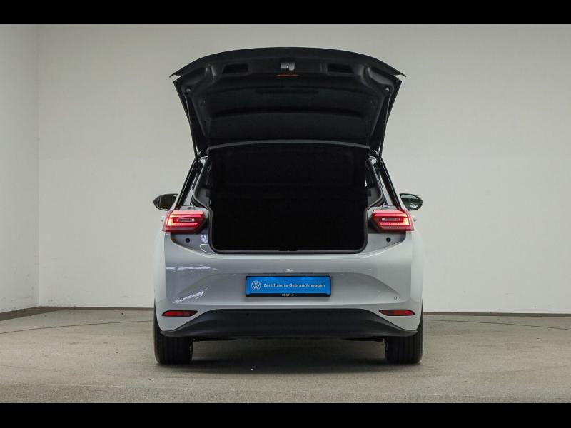 Volkswagen ID.3 Pro Performance – image 6 of 25