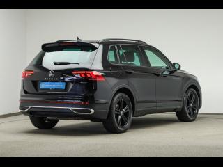 Volkswagen Tiguan Sport – image 2 of 25