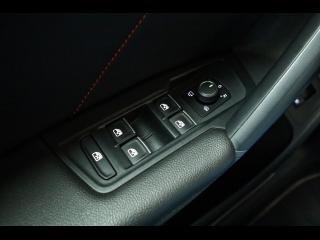 Volkswagen Tiguan Sport – image 18 of 25