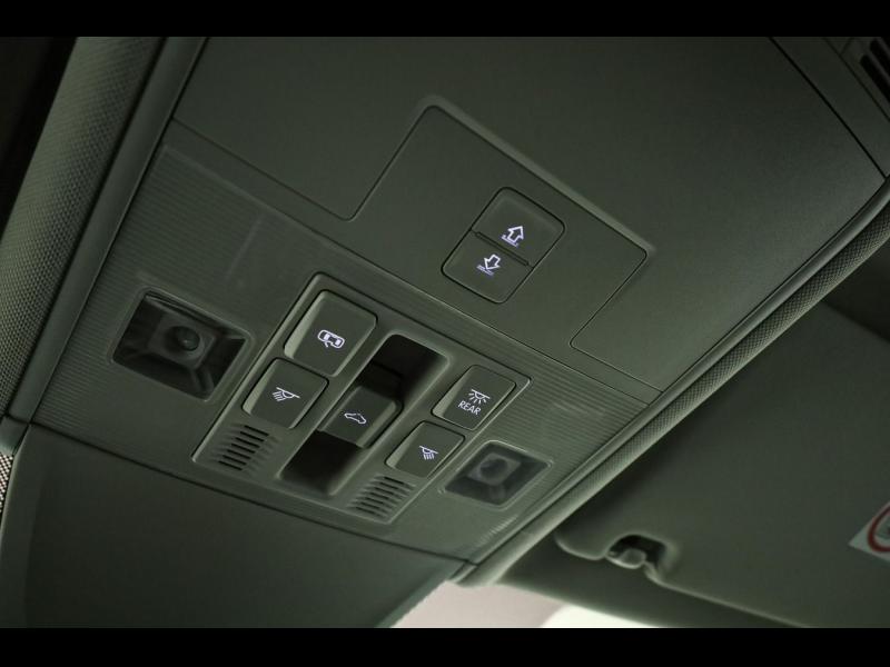 Volkswagen Tiguan Sport – image 16 of 25