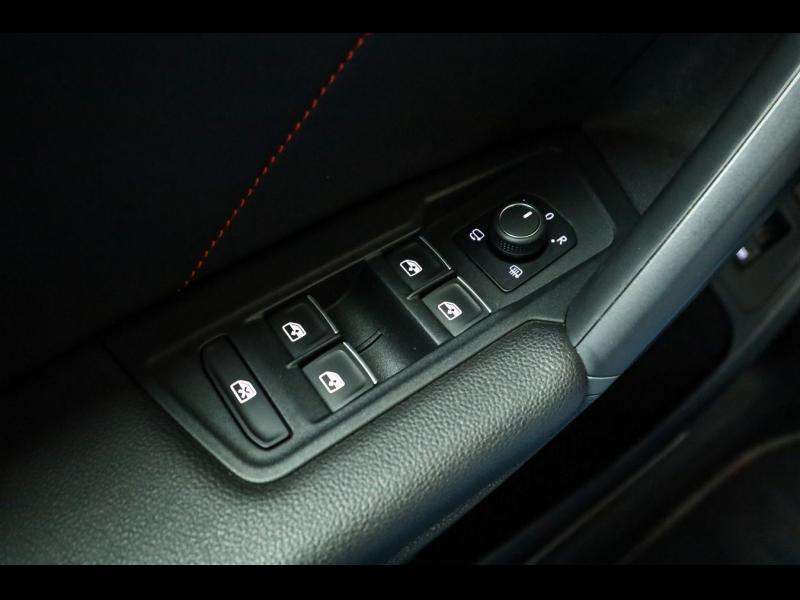 Volkswagen Tiguan Sport – image 18 of 25