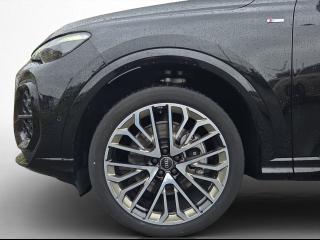 Audi Q5 Sportback S line – image 13 of 22