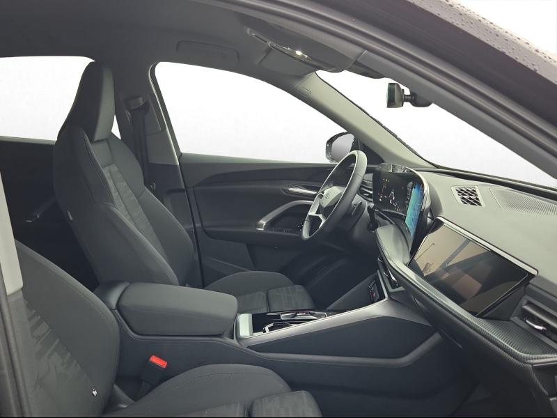 Audi Q5 Sportback S line – image 4 of 22