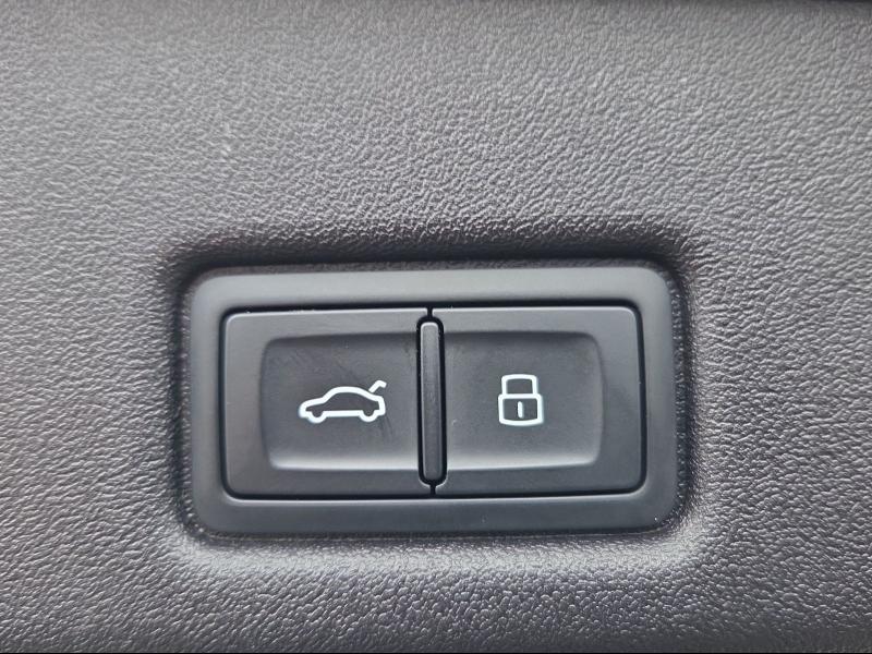 Audi Q5 Sportback S line – image 12 of 22