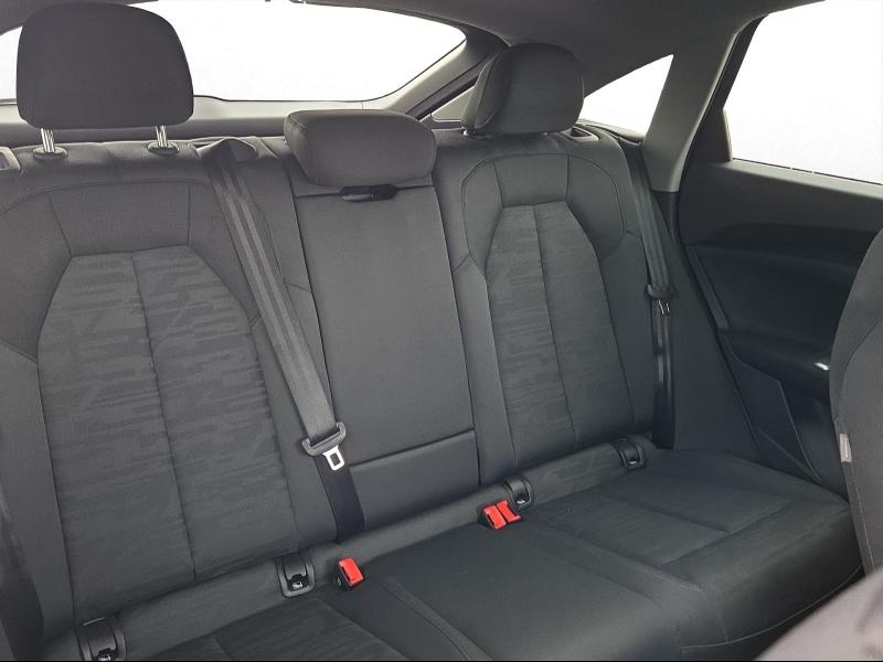 Audi Q5 Sportback S line – image 16 of 22