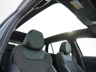 Volkswagen ID.4 GTX – image 10 of 24
