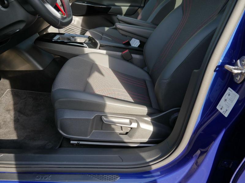 Volkswagen ID.4 GTX – image 22 of 24