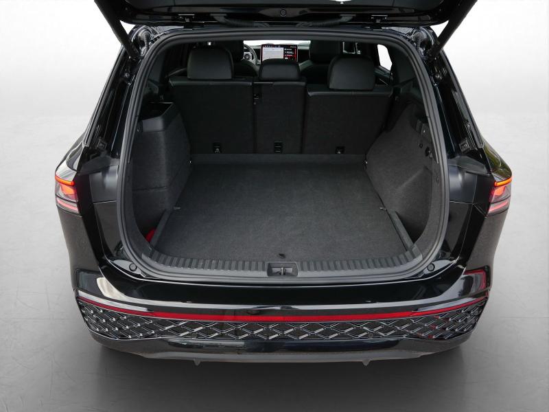 Volkswagen Tayron R-Line – image 11 of 24