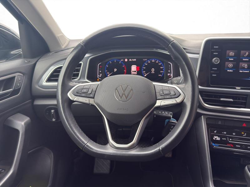 Volkswagen T-Roc Style – image 8 of 23