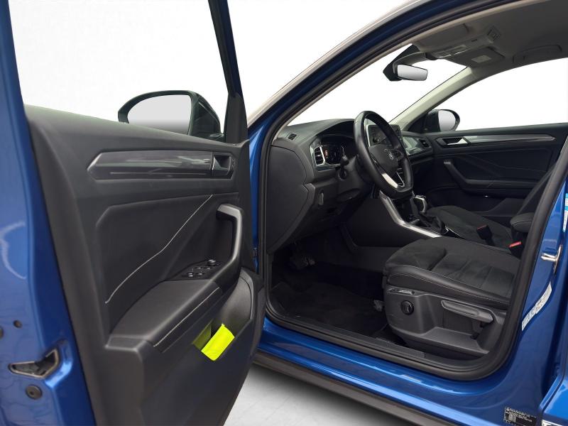 Volkswagen T-Roc Style – image 12 of 23