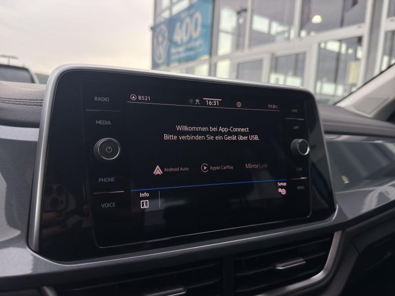 Volkswagen T-Roc Style – image 18 of 23