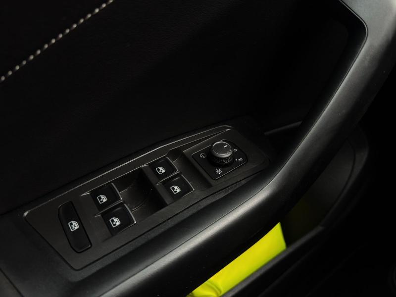 Volkswagen T-Roc Style – image 22 of 23