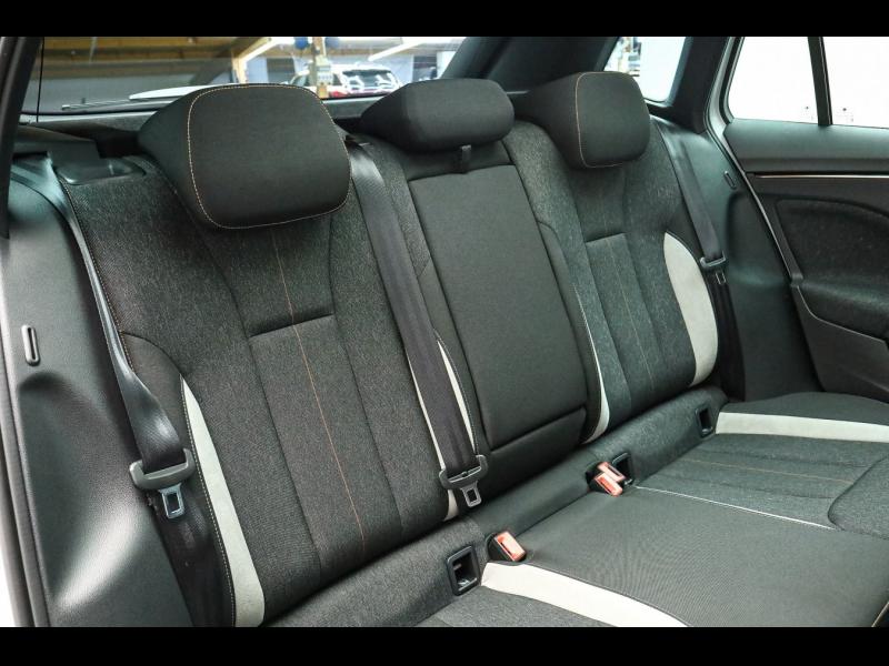 Škoda Kamiq Tour – image 21 of 25