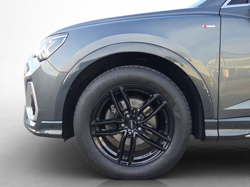 Audi Q3 Sportback S line – image 13 of 25