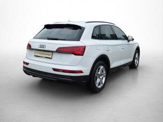 Audi Q5 S line – image 2 of 24