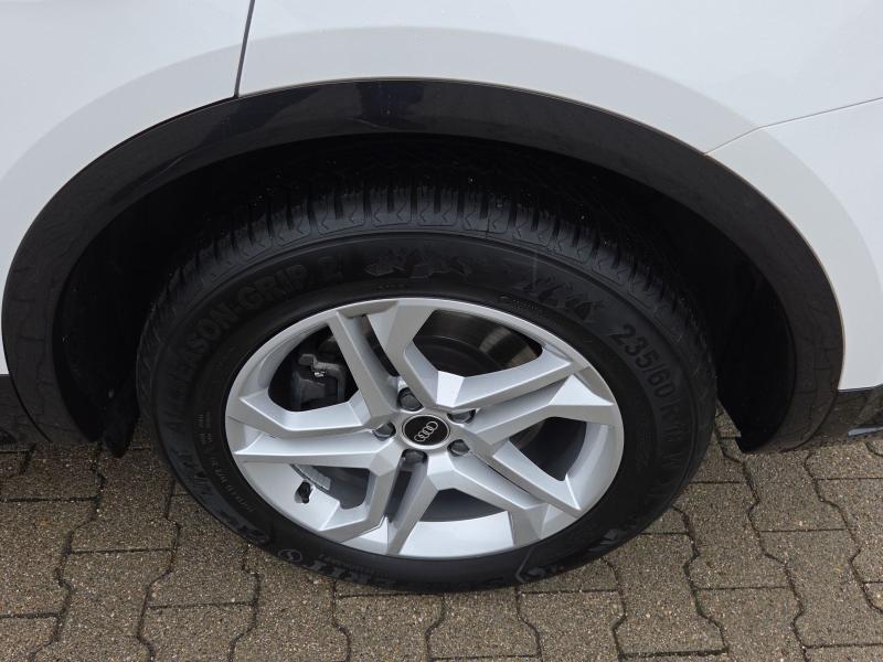 Audi Q5 S line – image 17 of 24