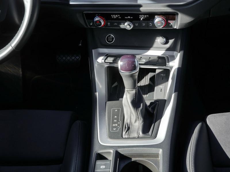 Audi Q3 Sportback S line – image 7 of 24
