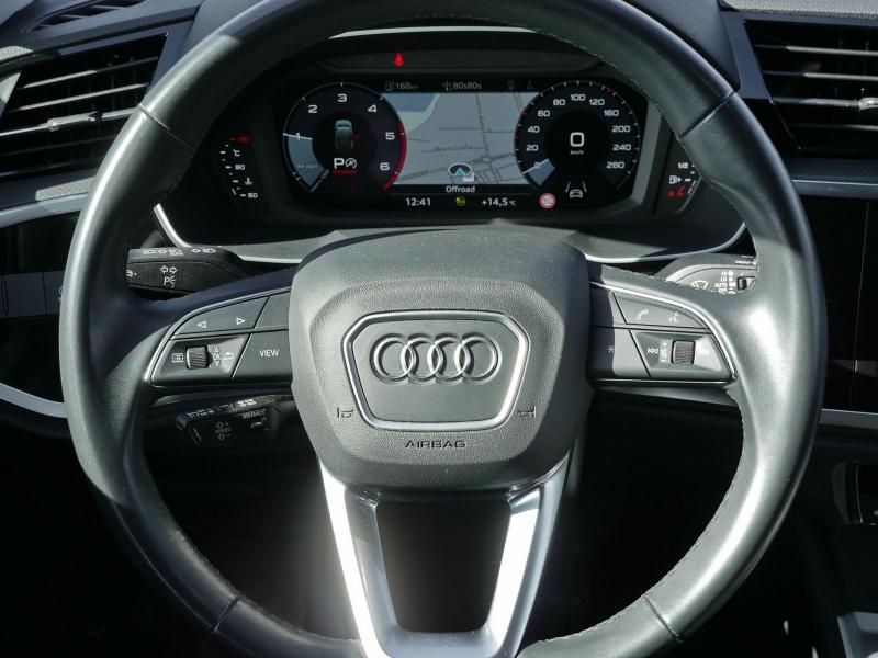 Audi Q3 Sportback S line – image 9 of 24