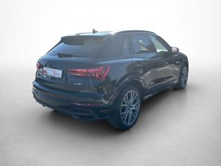 Audi Q3 S line – image 2 of 24
