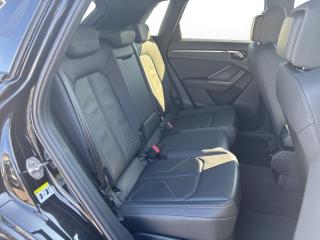 Audi Q3 S line – image 16 of 24