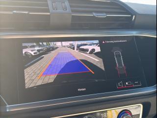 Audi Q3 S line – image 18 of 24