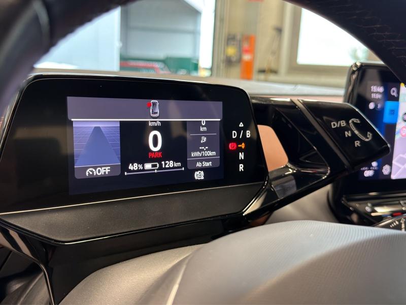 Volkswagen ID.4 Pure – image 9 of 15