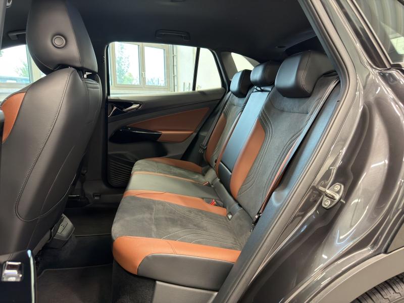 Volkswagen ID.4 Pure – image 14 of 15