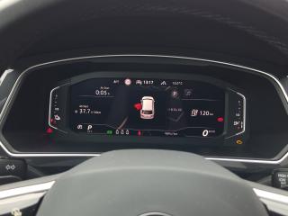 Volkswagen Tiguan R-Line – image 9 of 16