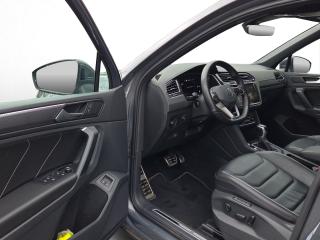 Volkswagen Tiguan R-Line – image 14 of 16
