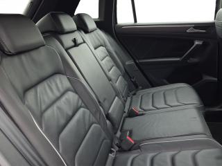 Volkswagen Tiguan R-Line – image 16 of 16