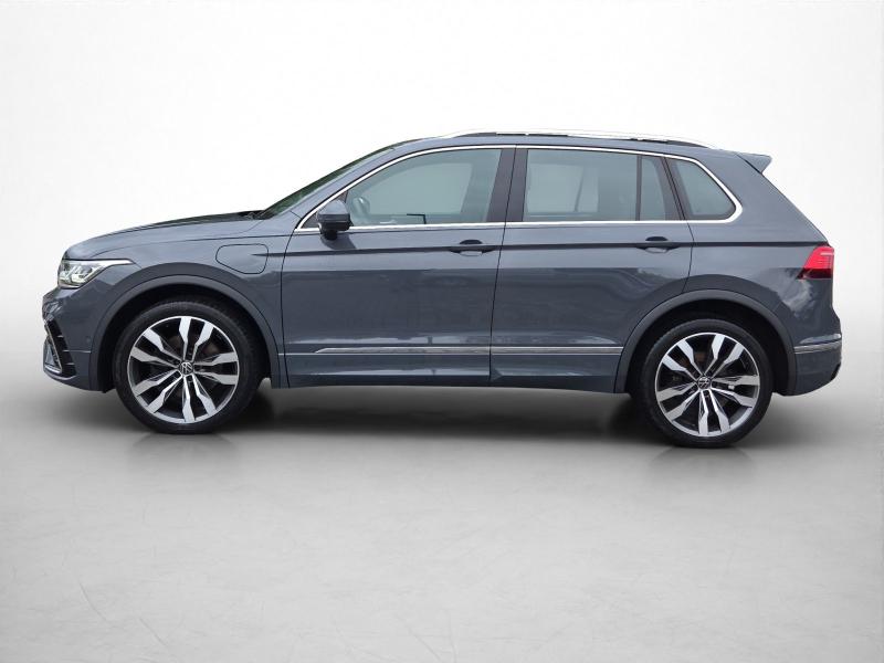 Volkswagen Tiguan R-Line – image 3 of 16